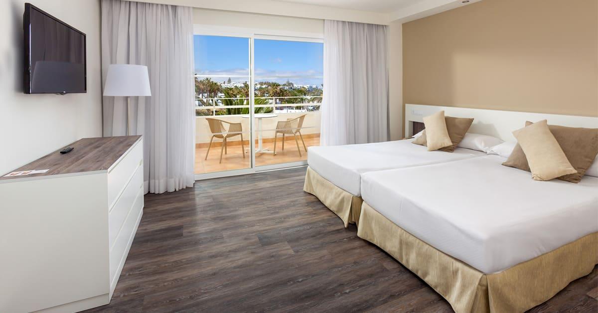 Sol Lanzarote Hotel Puerto del Carmen  Ngoại thất bức ảnh