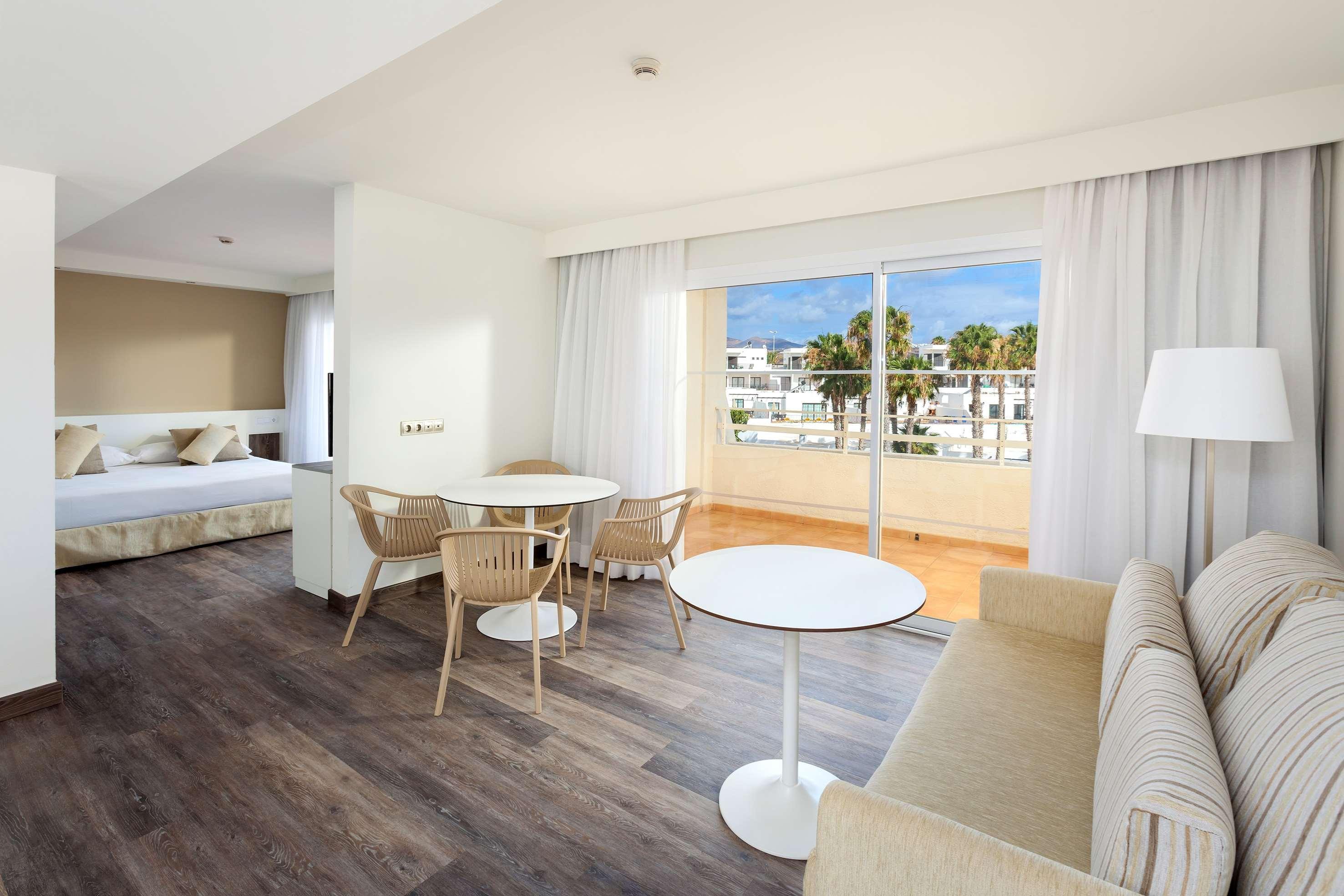 Sol Lanzarote Hotel Puerto del Carmen  Ngoại thất bức ảnh